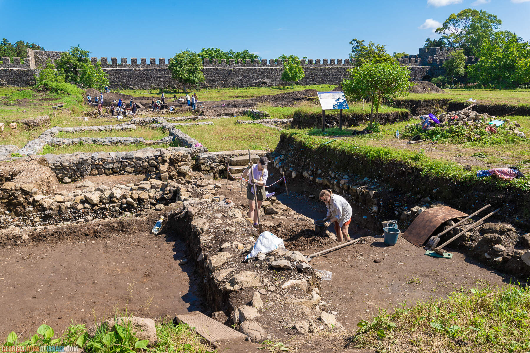 Крепость Гонио