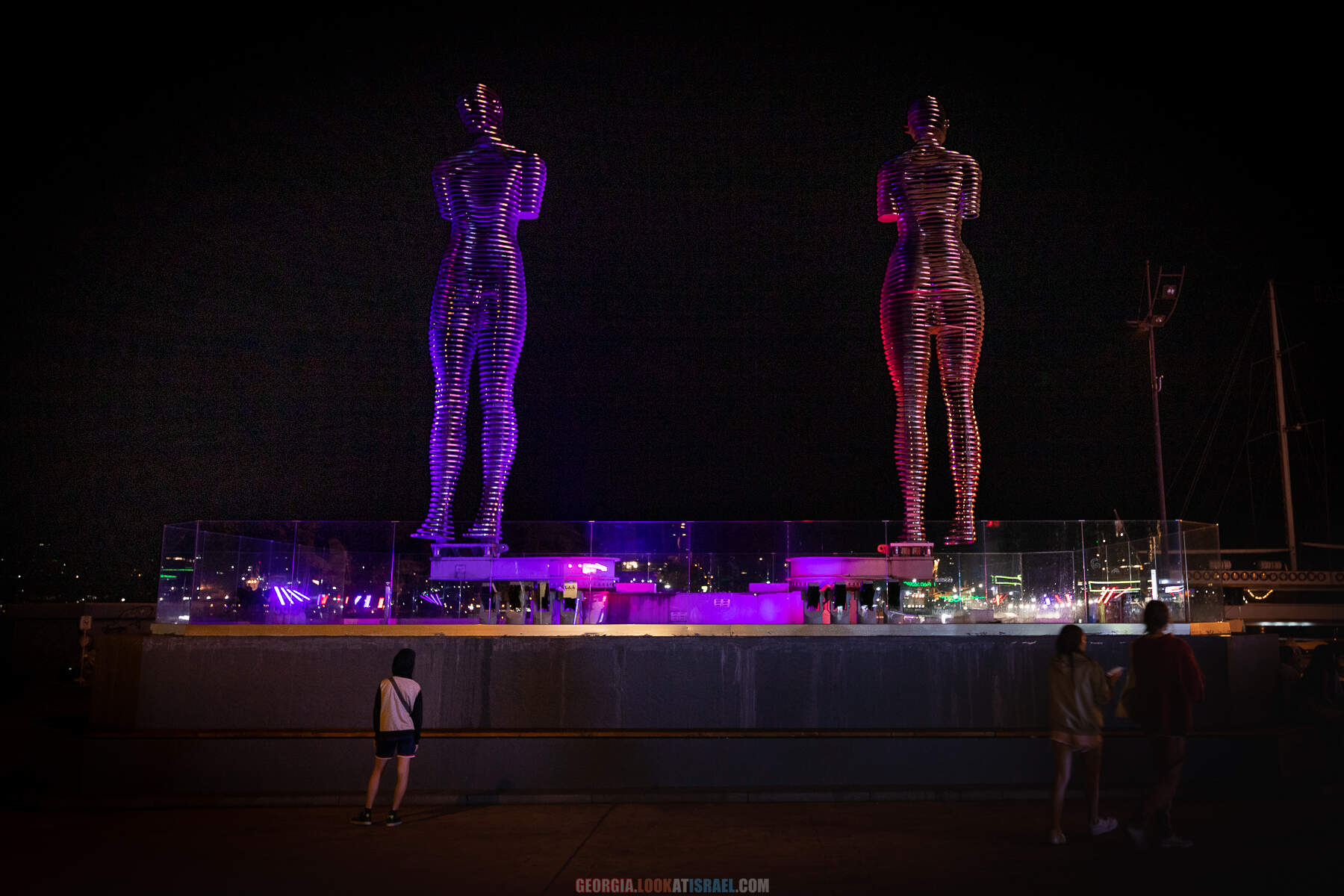 Ночной Батуми и танцующие фонтаны