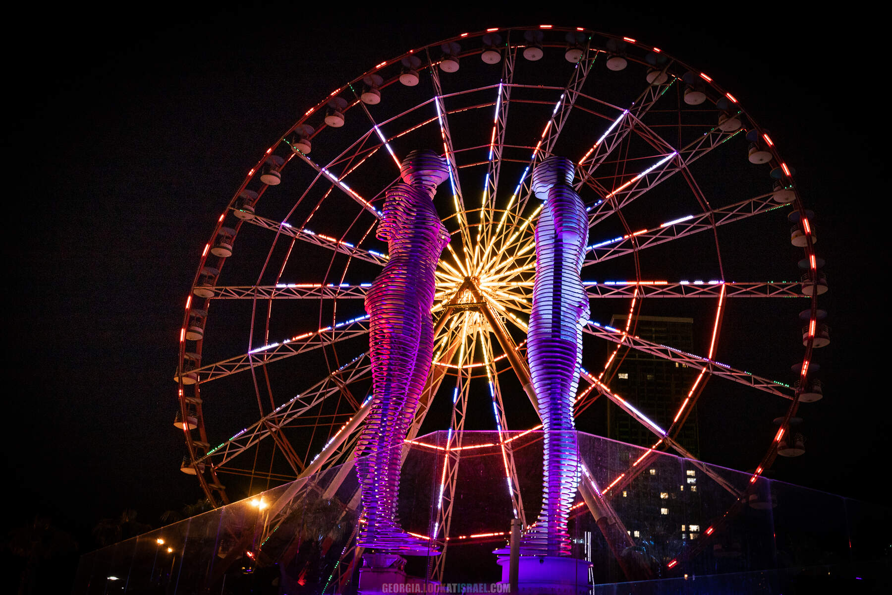 Ночной Батуми и танцующие фонтаны