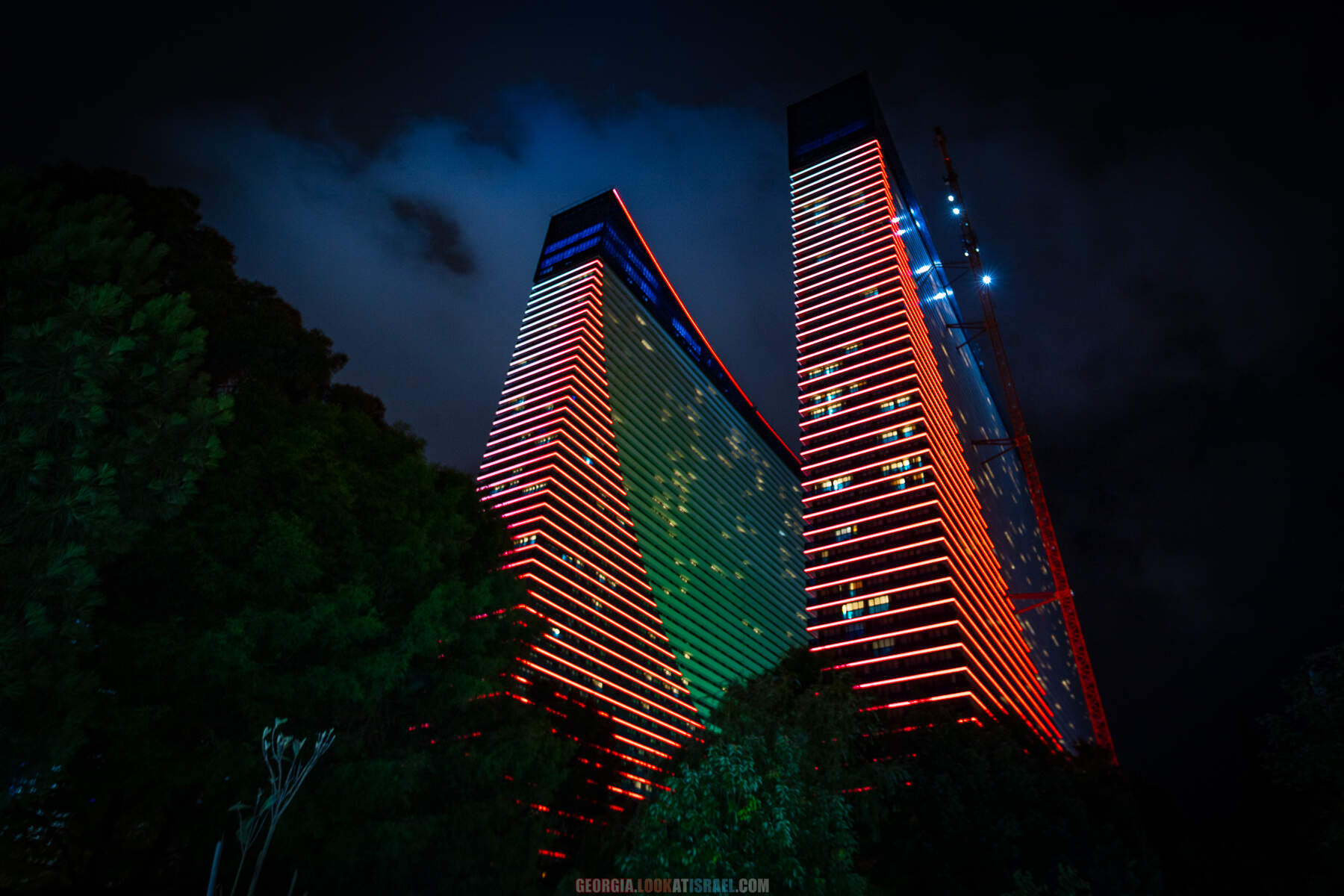 Ночной Батуми и танцующие фонтаны