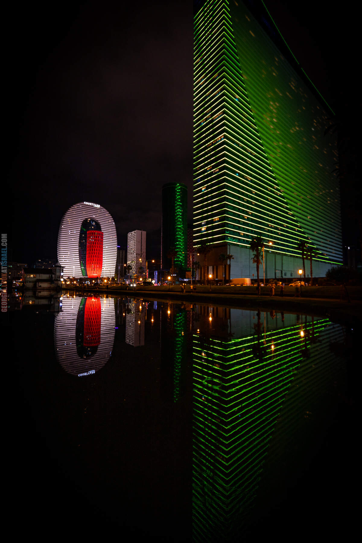 Ночной Батуми и танцующие фонтаны