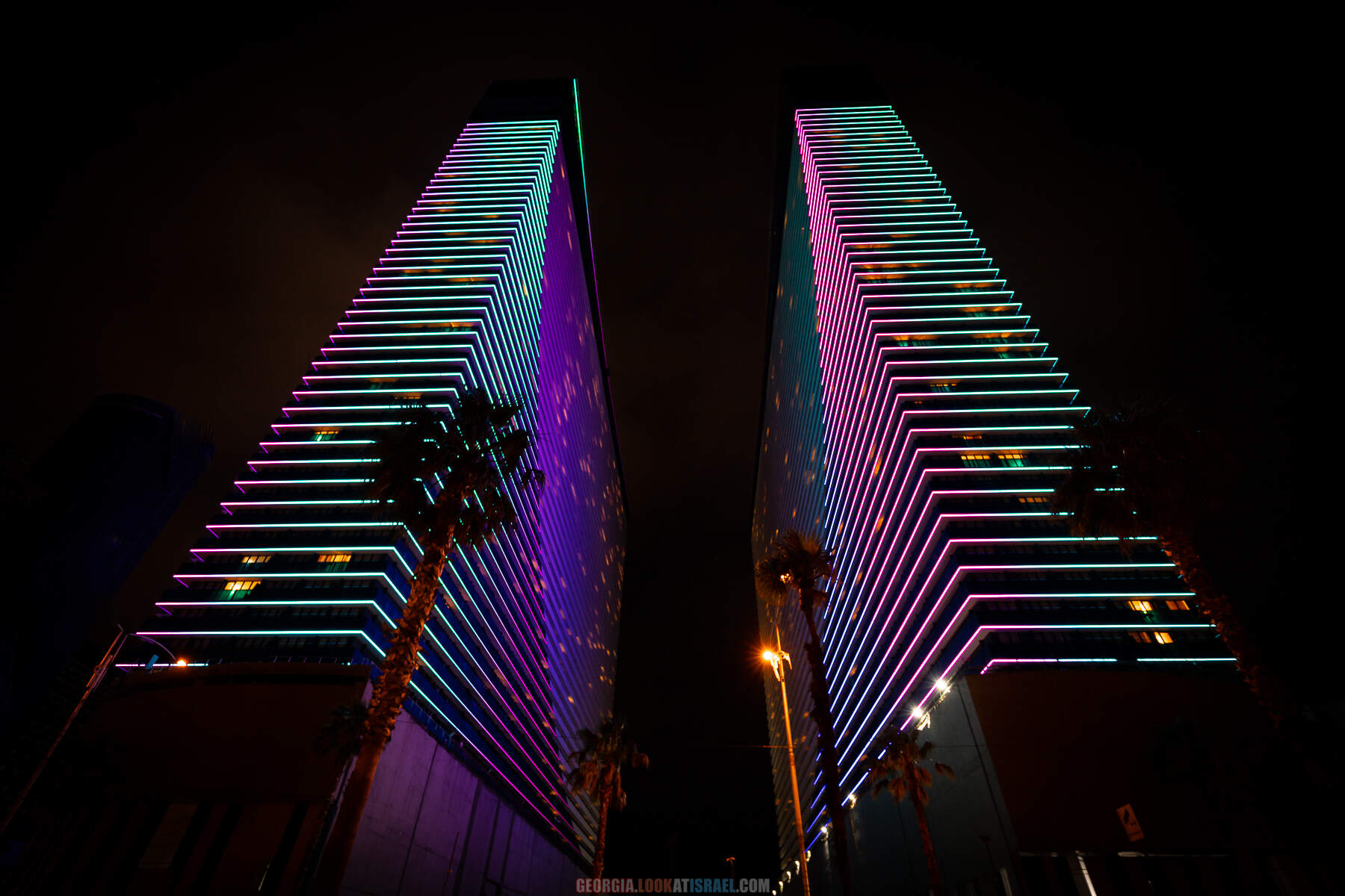 Ночной Батуми и танцующие фонтаны