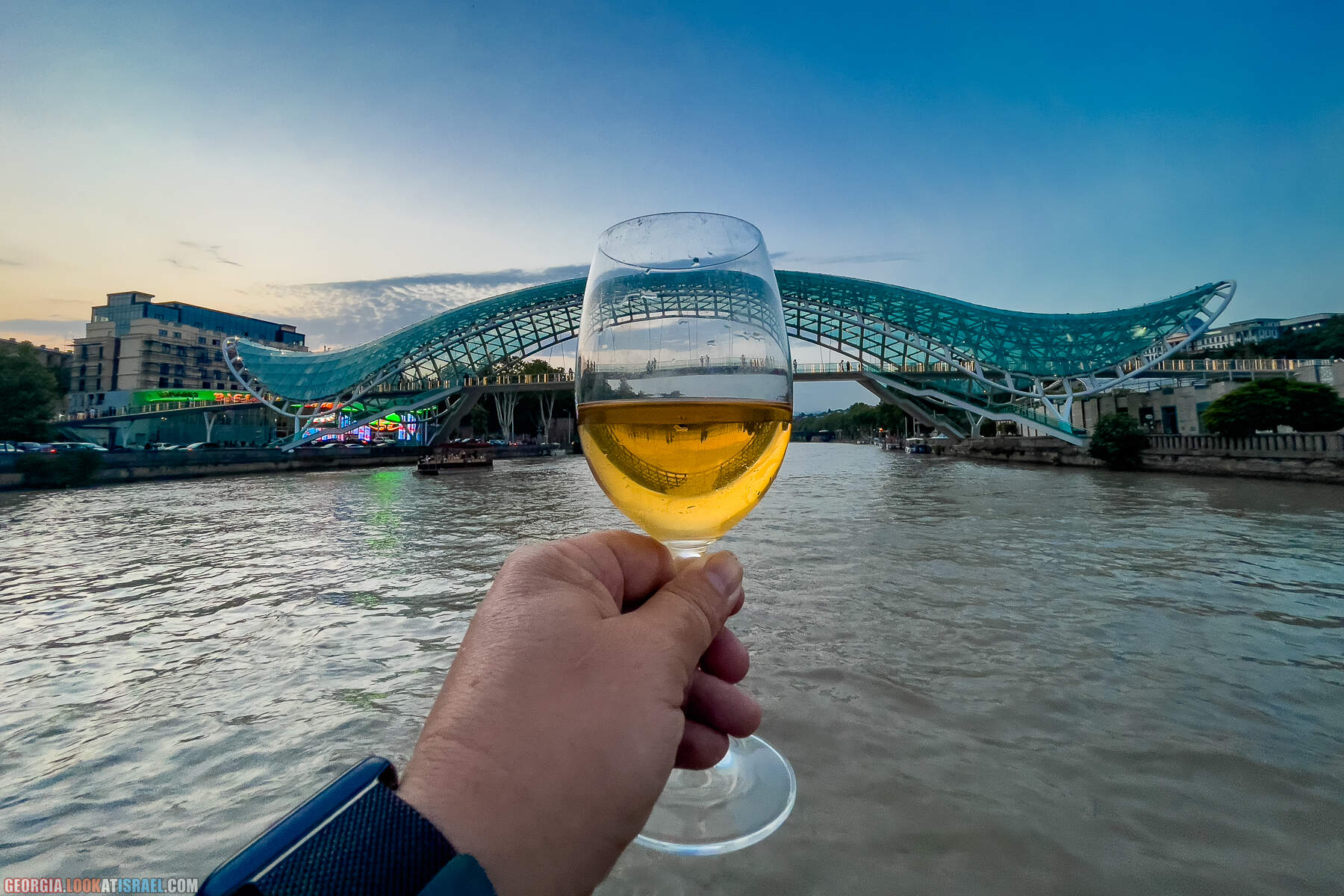  Вечерни и ночной Тбилиси