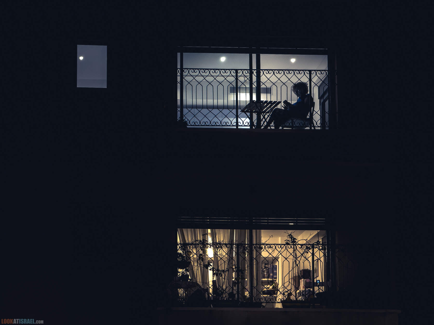 Блошиный рынок в Яффо ночью, Тель-Авив, Израиль