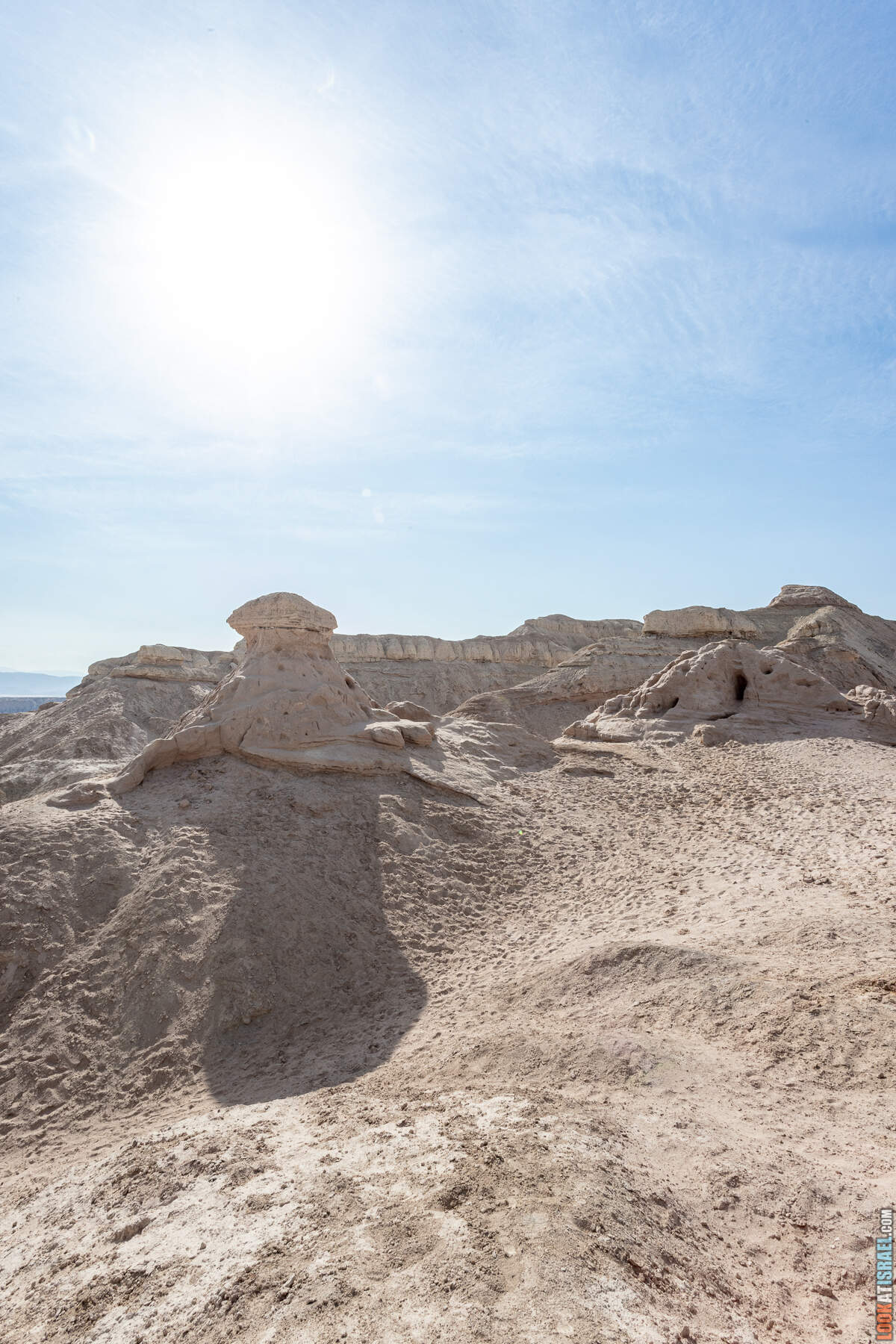 Тропа гномов в поселке Неот ха-Кикар