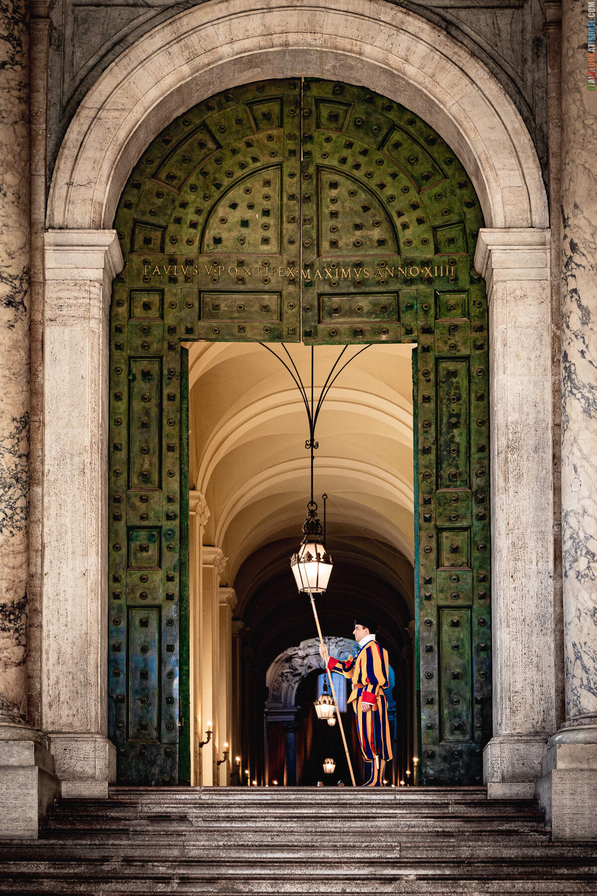 Музеи Ватикана, собор святого Петра и весь Рим с купола