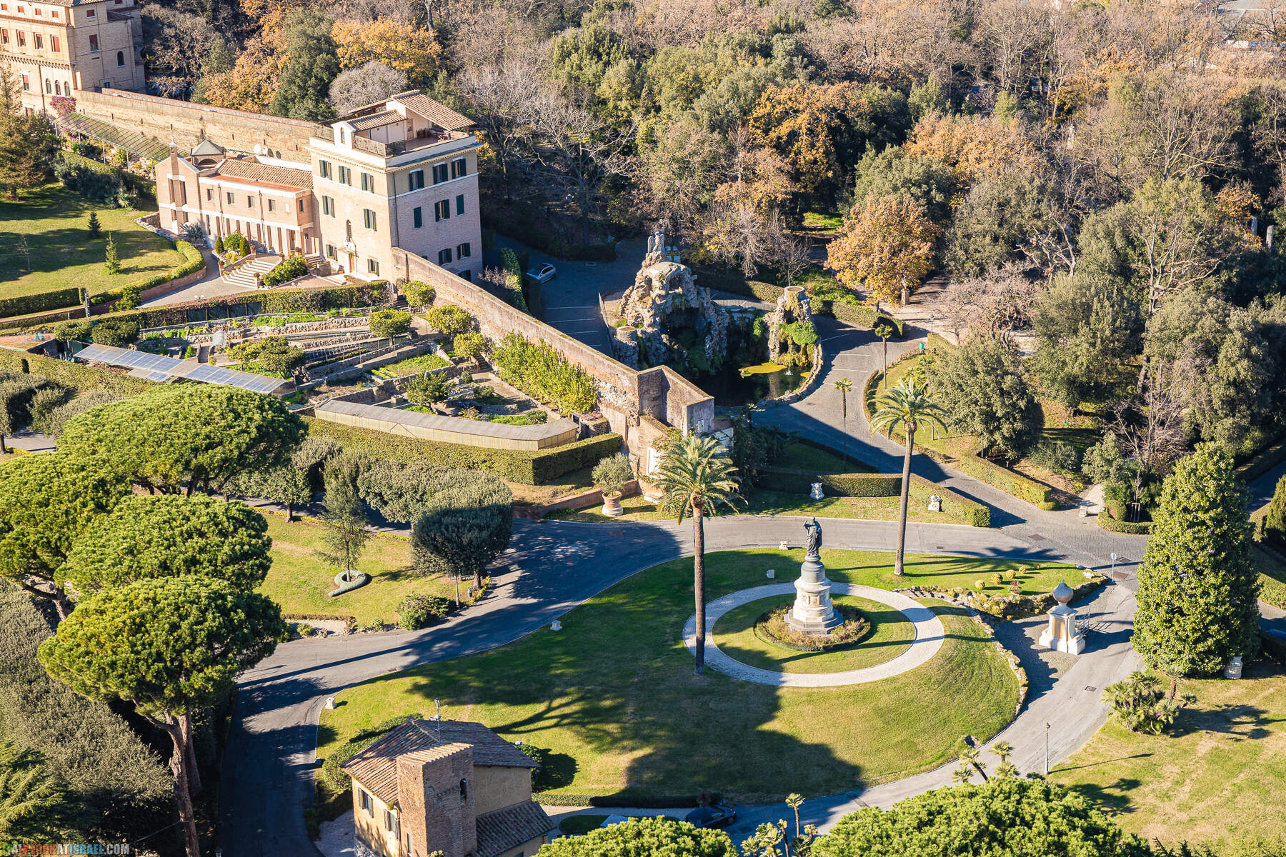 Музеи Ватикана, собор святого Петра и весь Рим с купола