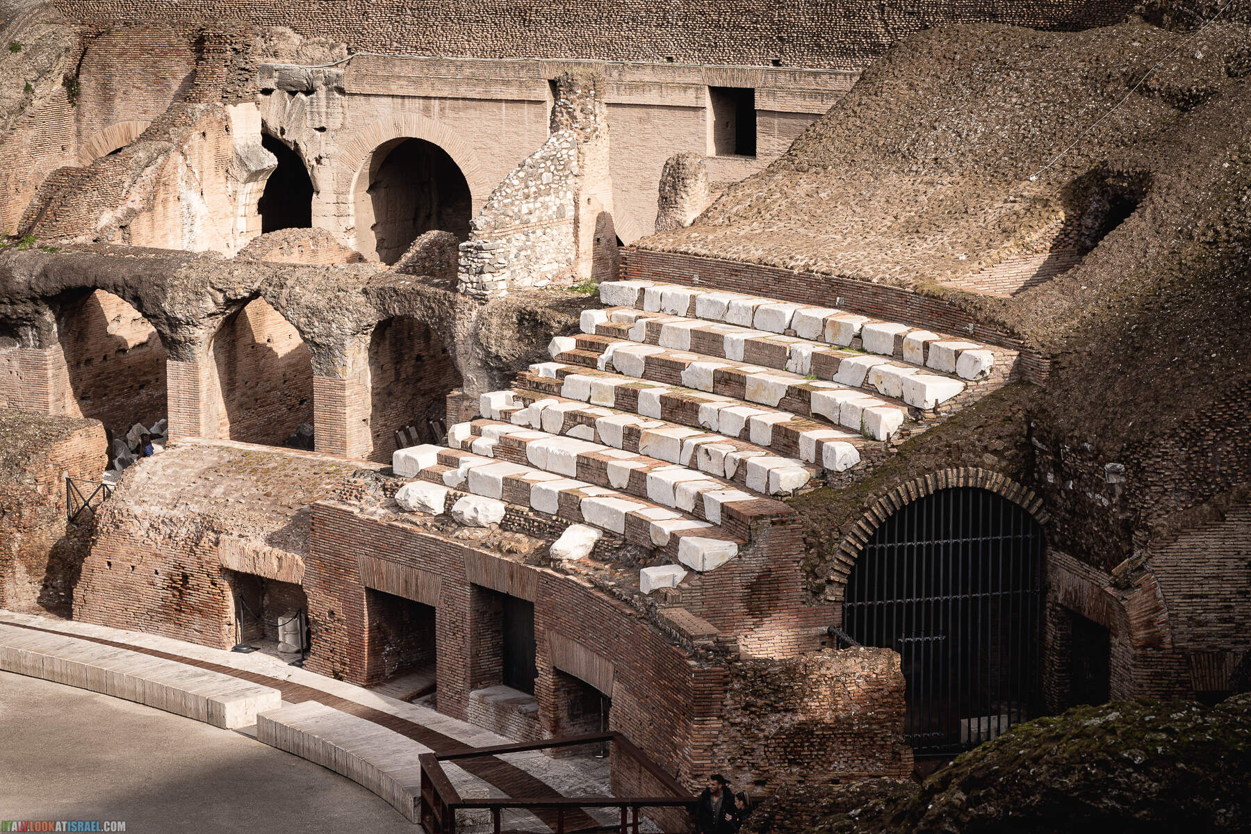 Зимний Рим - Колизей и римский форум