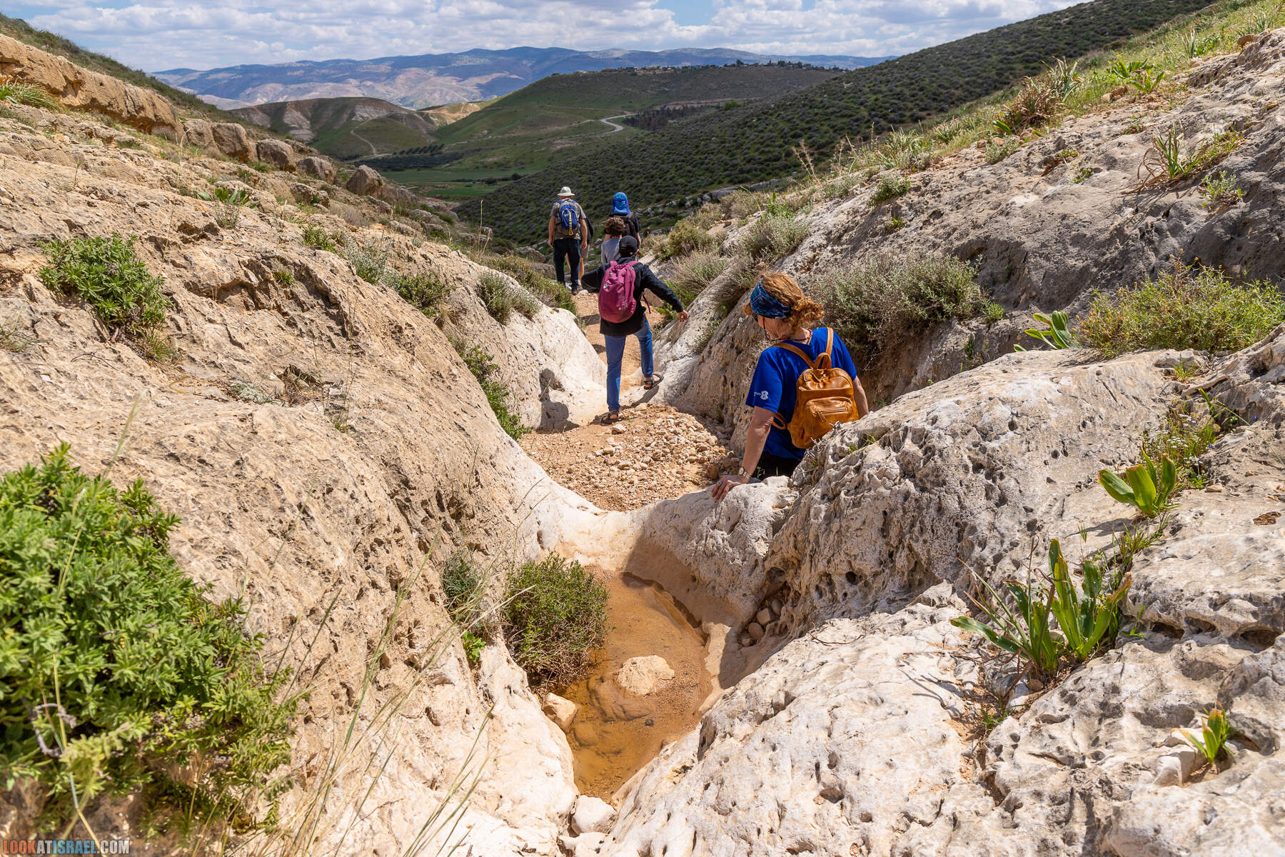 Ущелье Вади а-Шек в Иорданской долине - וואדי א-שק מונטר א-שק
