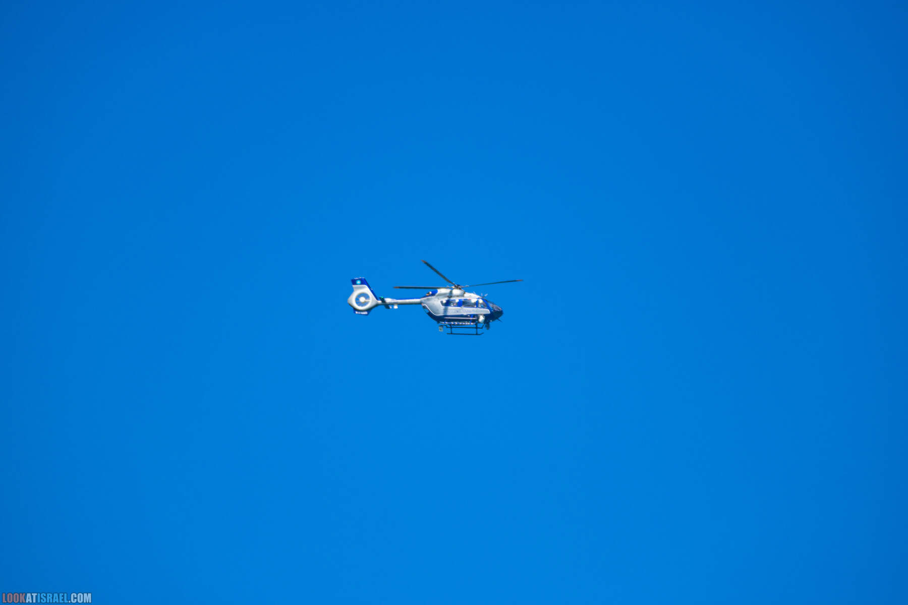 Авиационный парад в Тель-Авиве на 75-й День Независимости государства Израиль