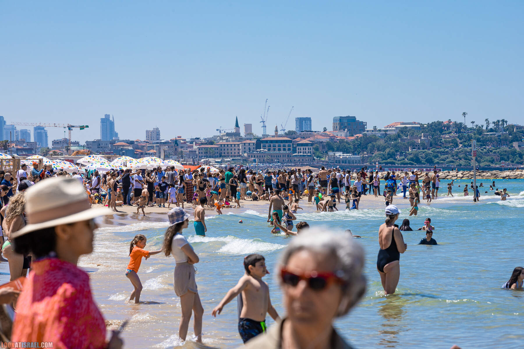 Авиационный парад в Тель-Авиве на 75-й День Независимости государства Израиль