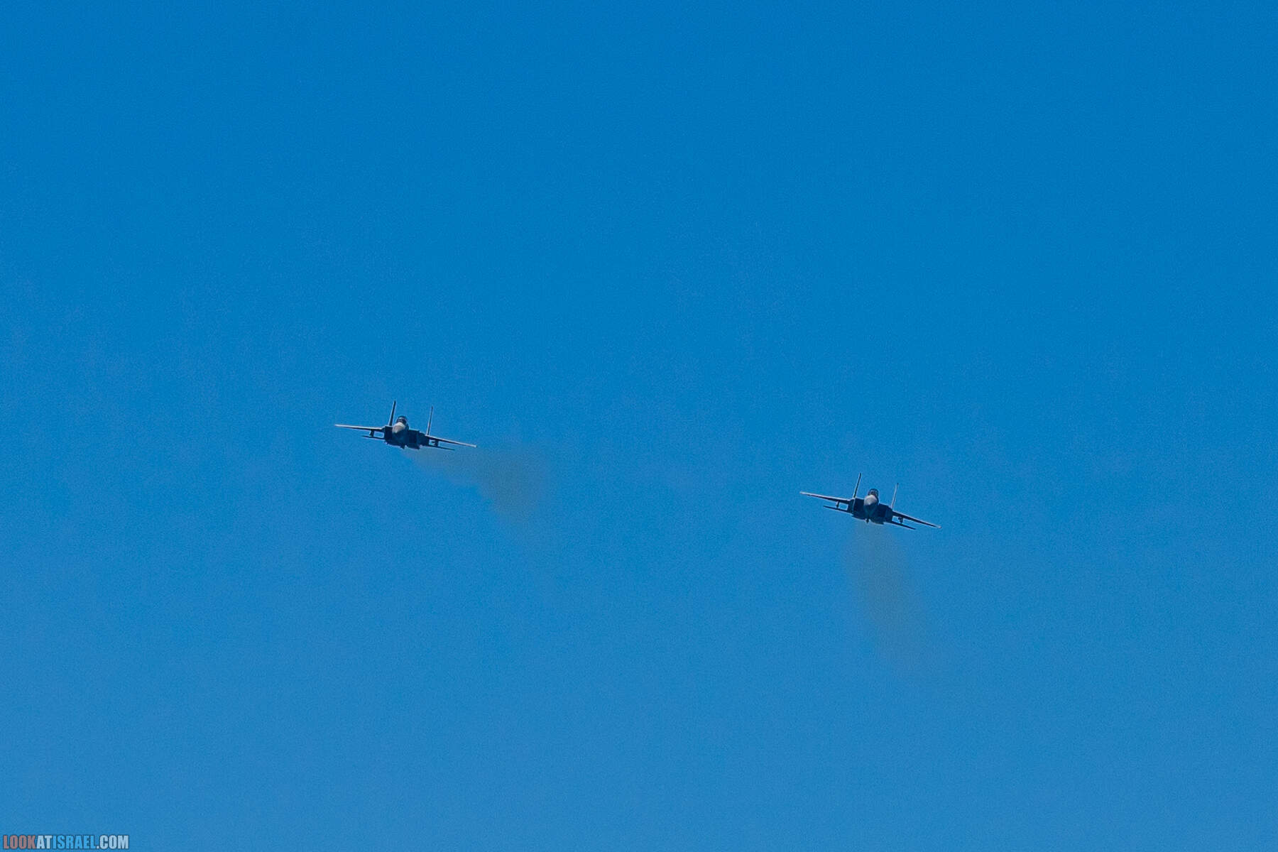 Авиационный парад в Тель-Авиве на 75-й День Независимости государства Израиль
