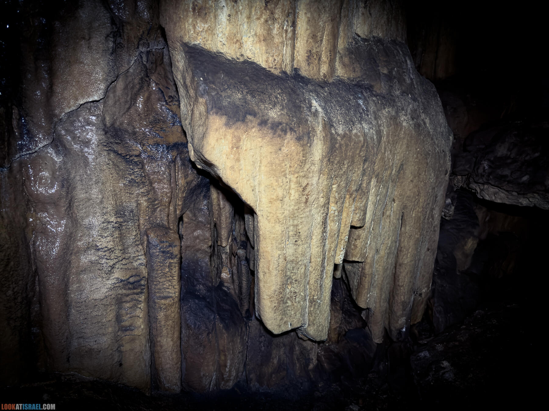 Сталактитовая пещера Эль Джанав и поселение Эвьятар - El Janab stalactite cave - מערת אל ג'נב מערת נטיפים