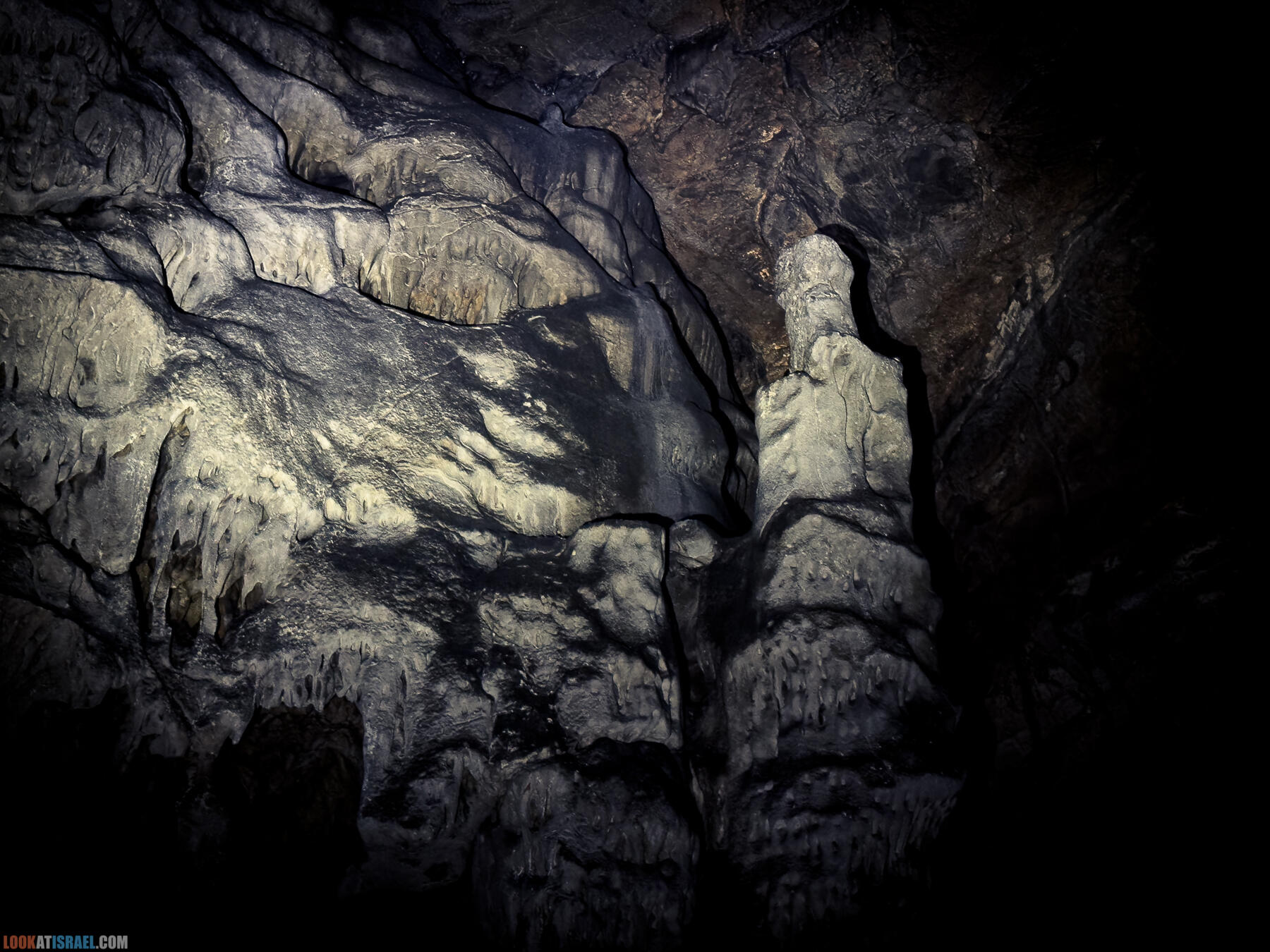 Сталактитовая пещера Эль Джанав и поселение Эвьятар - El Janab stalactite cave - מערת אל ג'נב מערת נטיפים