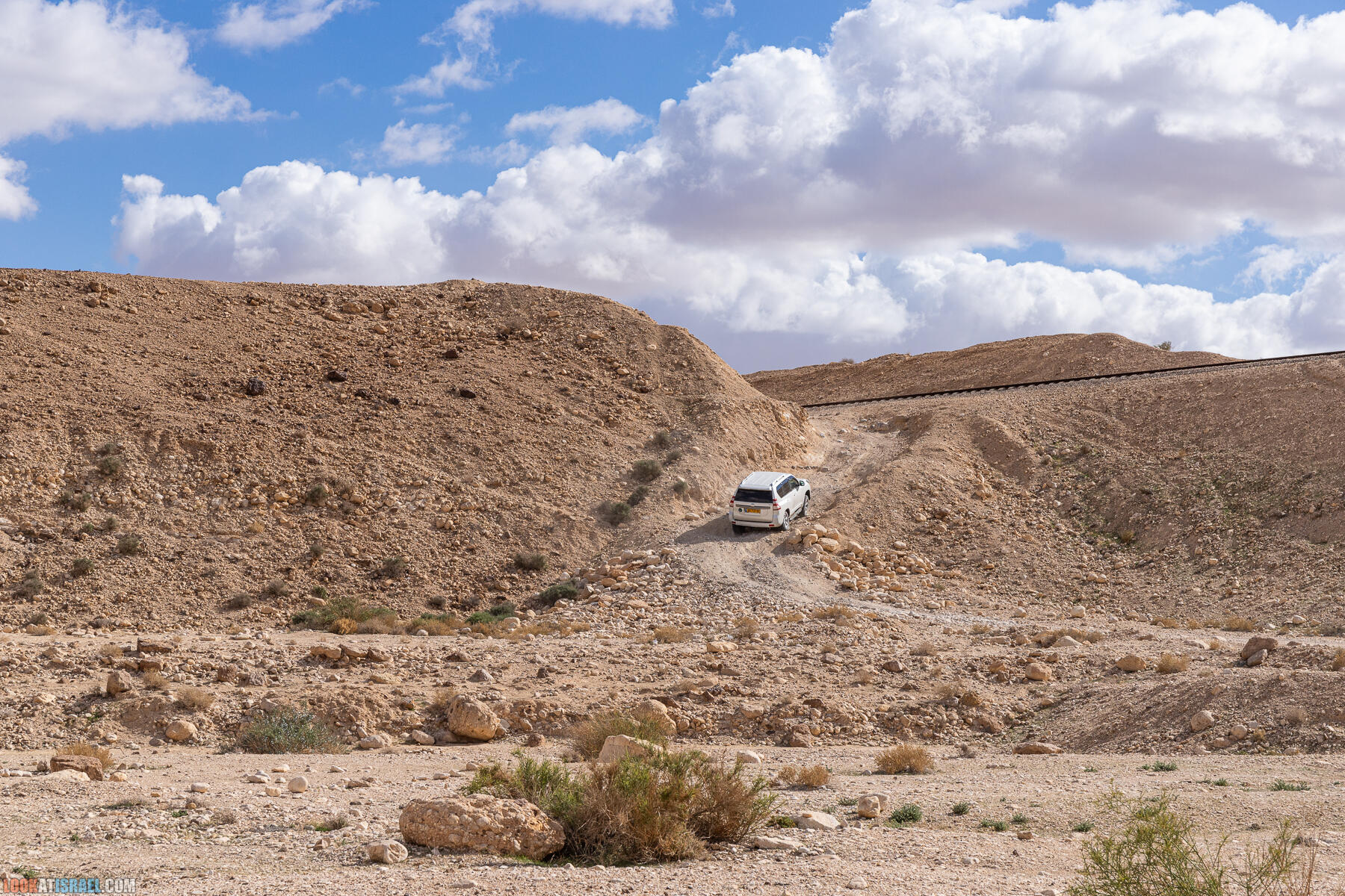 Долина Арава на джипах за два дня - Долина Цин, нахаль и маале Марзева, источник Эйн Ум-Тина, водопад Хагор