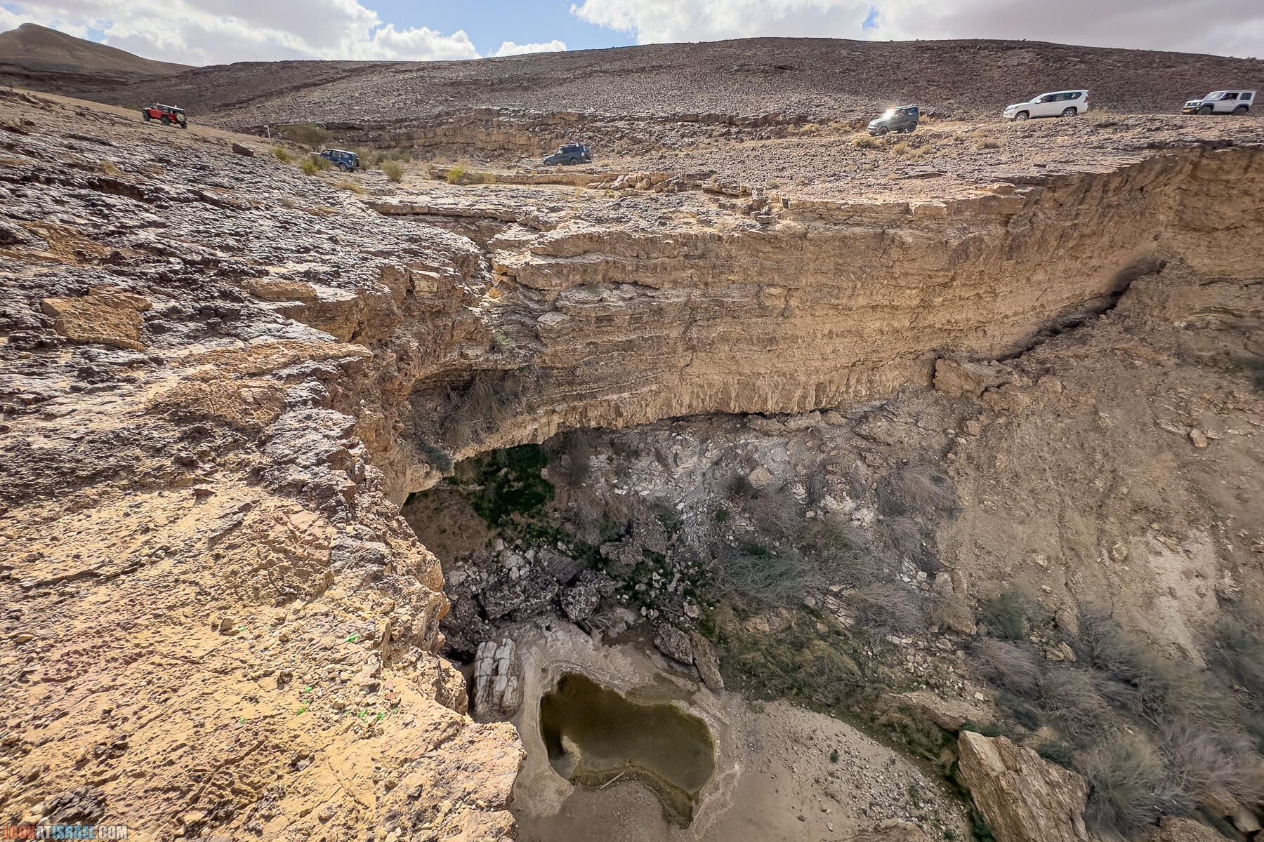 Долина Арава на джипах за два дня - Долина Цин, нахаль и маале Марзева, источник Эйн Ум-Тина, водопад Хагор