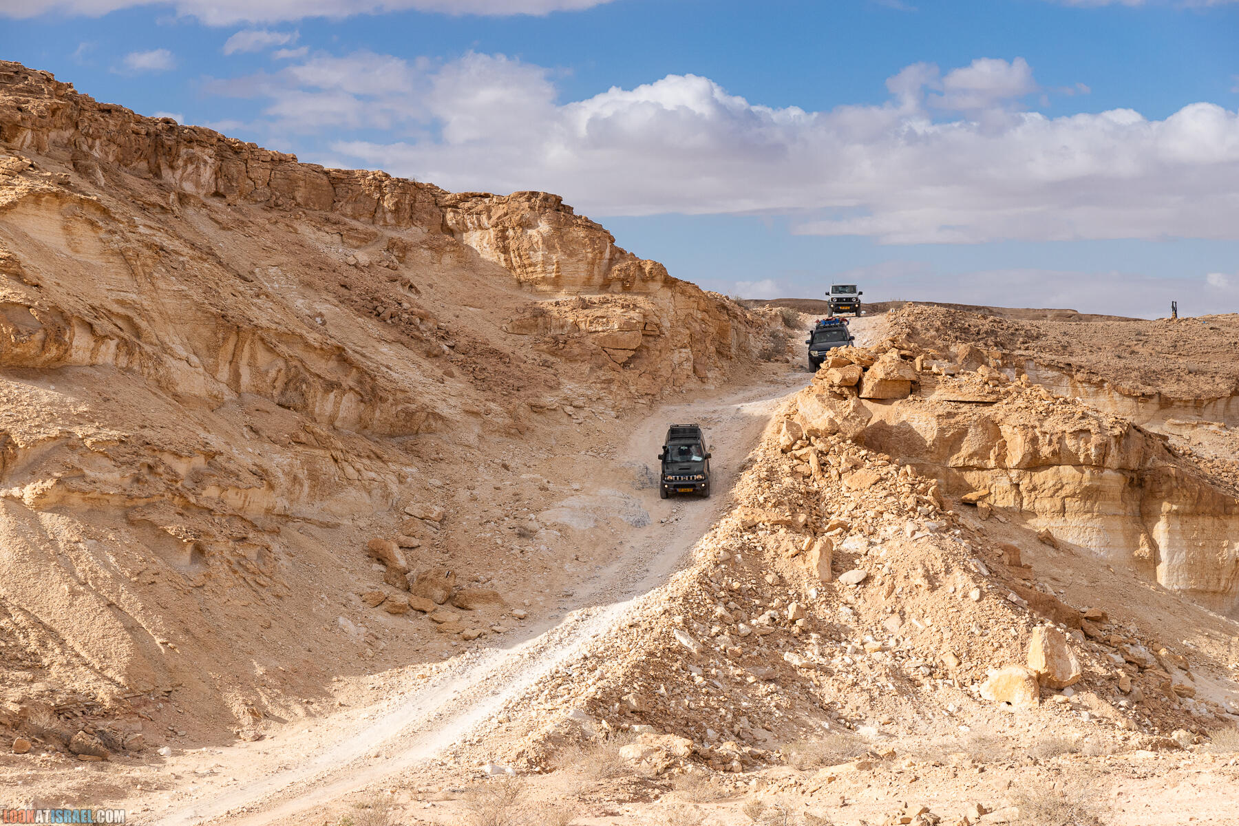 Долина Арава на джипах за два дня - Долина Цин, нахаль и маале Марзева, источник Эйн Ум-Тина, водопад Хагор