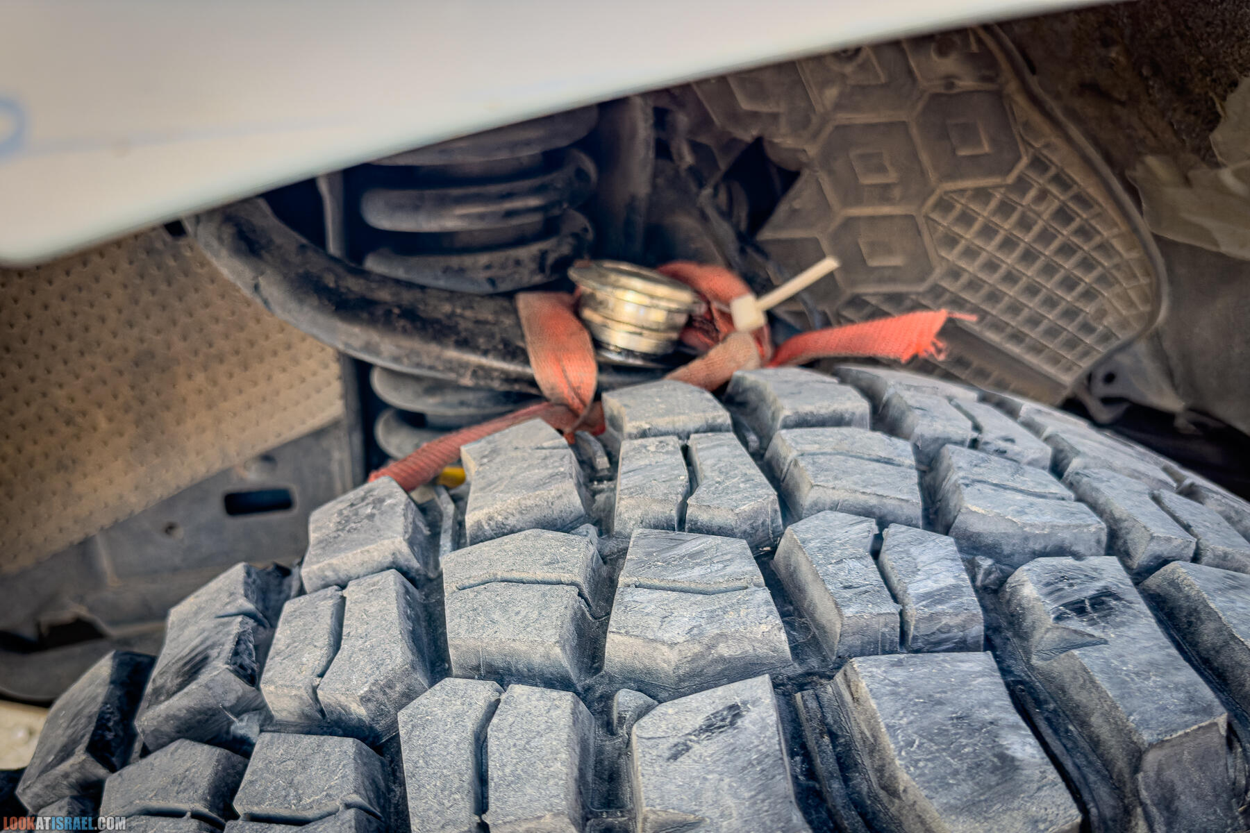 Долина Арава на джипах за два дня - Долина Цин, нахаль и маале Марзева, источник Эйн Ум-Тина, водопад Хагор