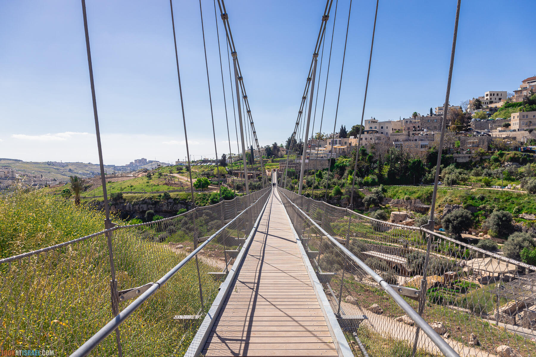 Над адом мост из ниоткуда в никуда