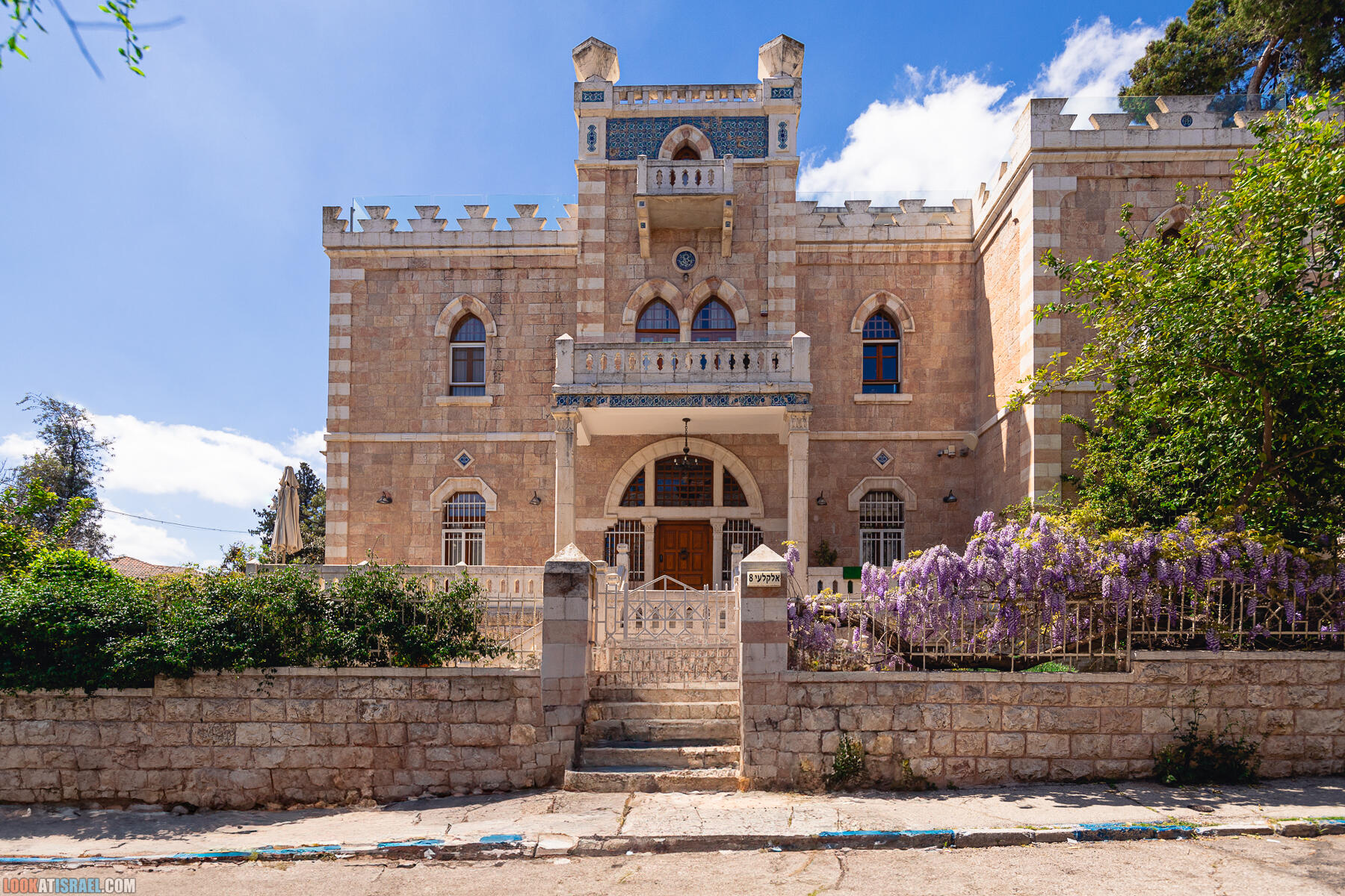 Иерусалим, прогулка вне стен старого города. Мост на долиной Гееном (Гай Бен Ином), немецкая колония, дом сказок, кладбище тамплиеров