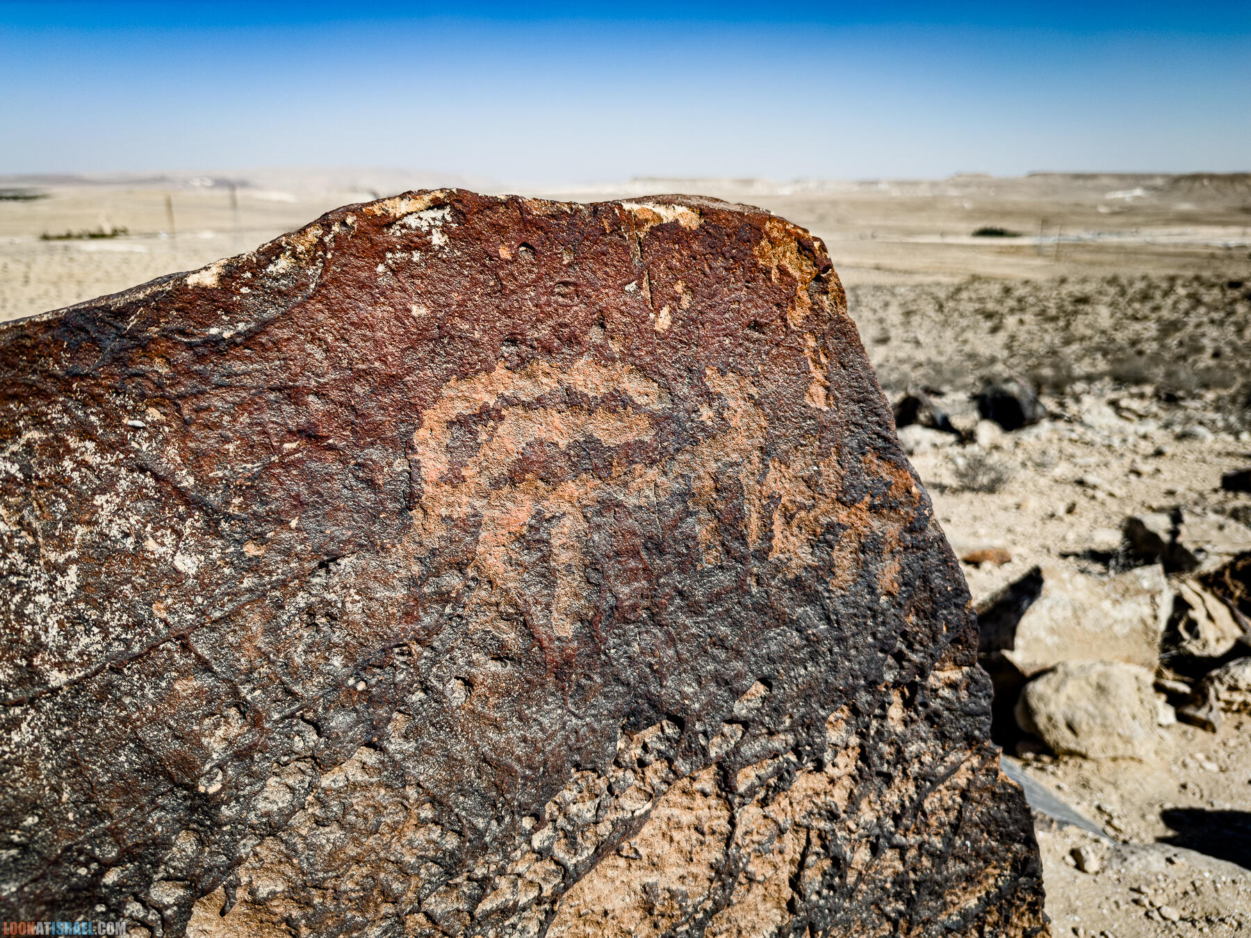 Петроглифы и обзорная площадка Липа Галь