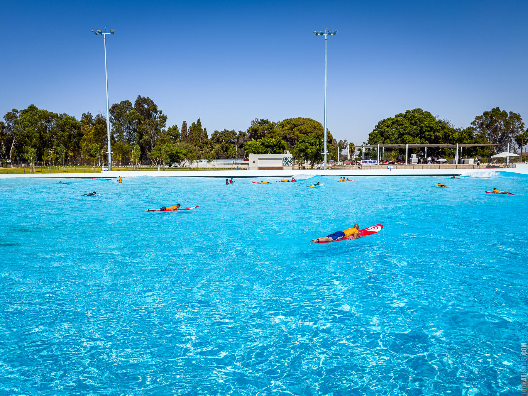 SRF Park TLV - Водный парк сёрфинга в Тель-Авиве