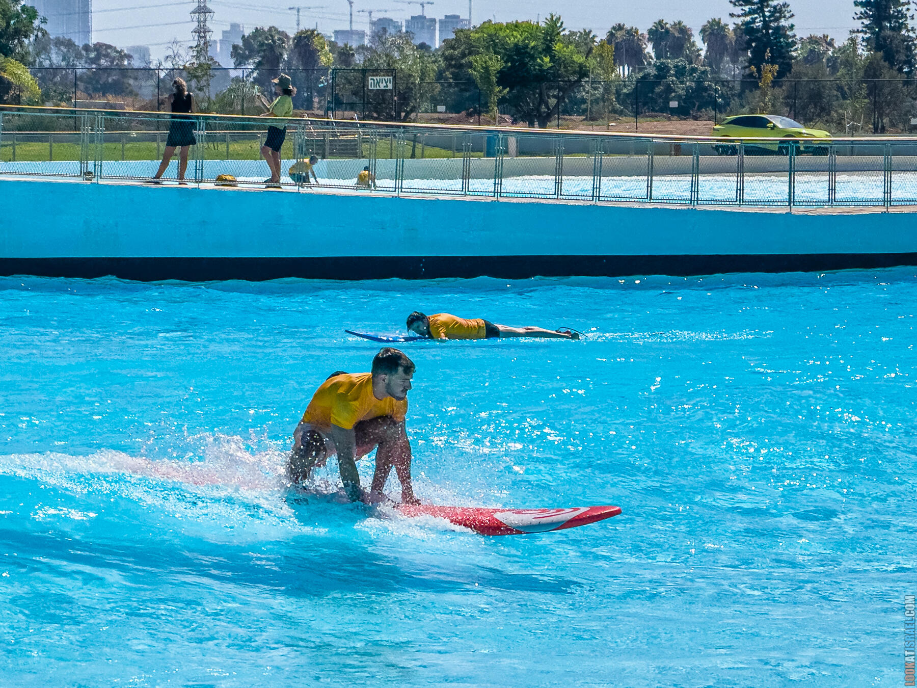 SRF Park TLV - Водный парк сёрфинга в Тель-Авиве