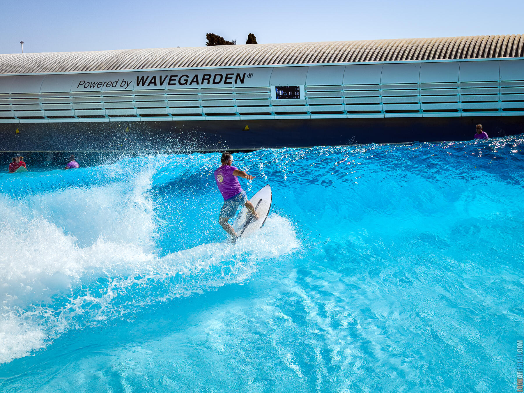 SRF Park TLV - Водный парк сёрфинга в Тель-Авиве