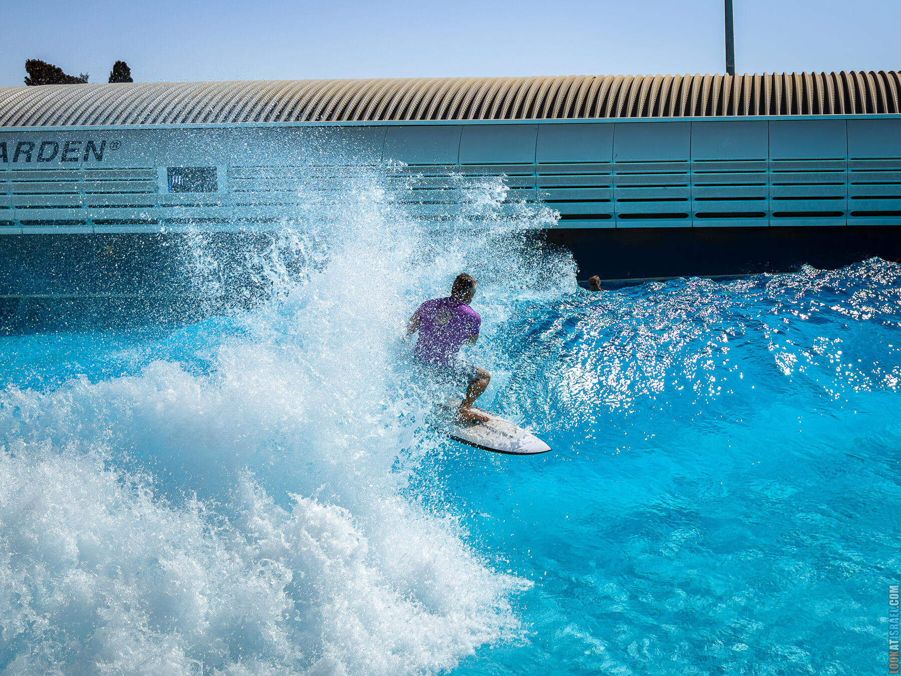 SRF Park TLV - Водный парк сёрфинга в Тель-Авиве