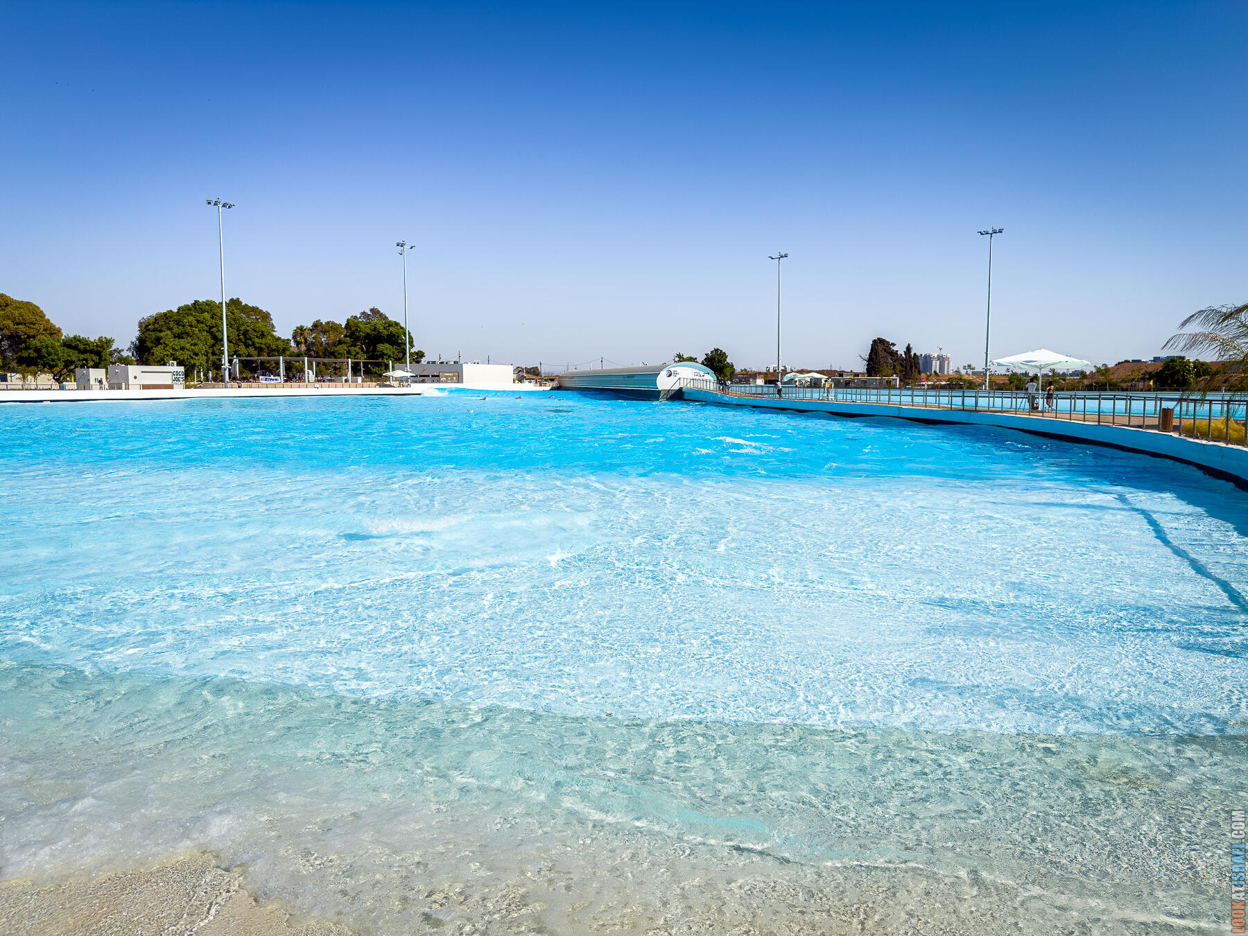 SRF Park TLV - Водный парк сёрфинга в Тель-Авиве