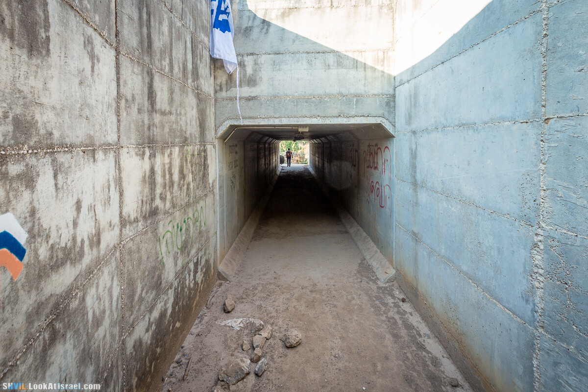 Израильская тропа, участок 2-1 Кфар Гилади - Накикей Ифтах| Israel National Trail | שביל ישראל, קטע 2-1 כפר גלעדי - נקיקי יפתח | shvil.LookAtIsrael.com - Фото путешествия по Израилю