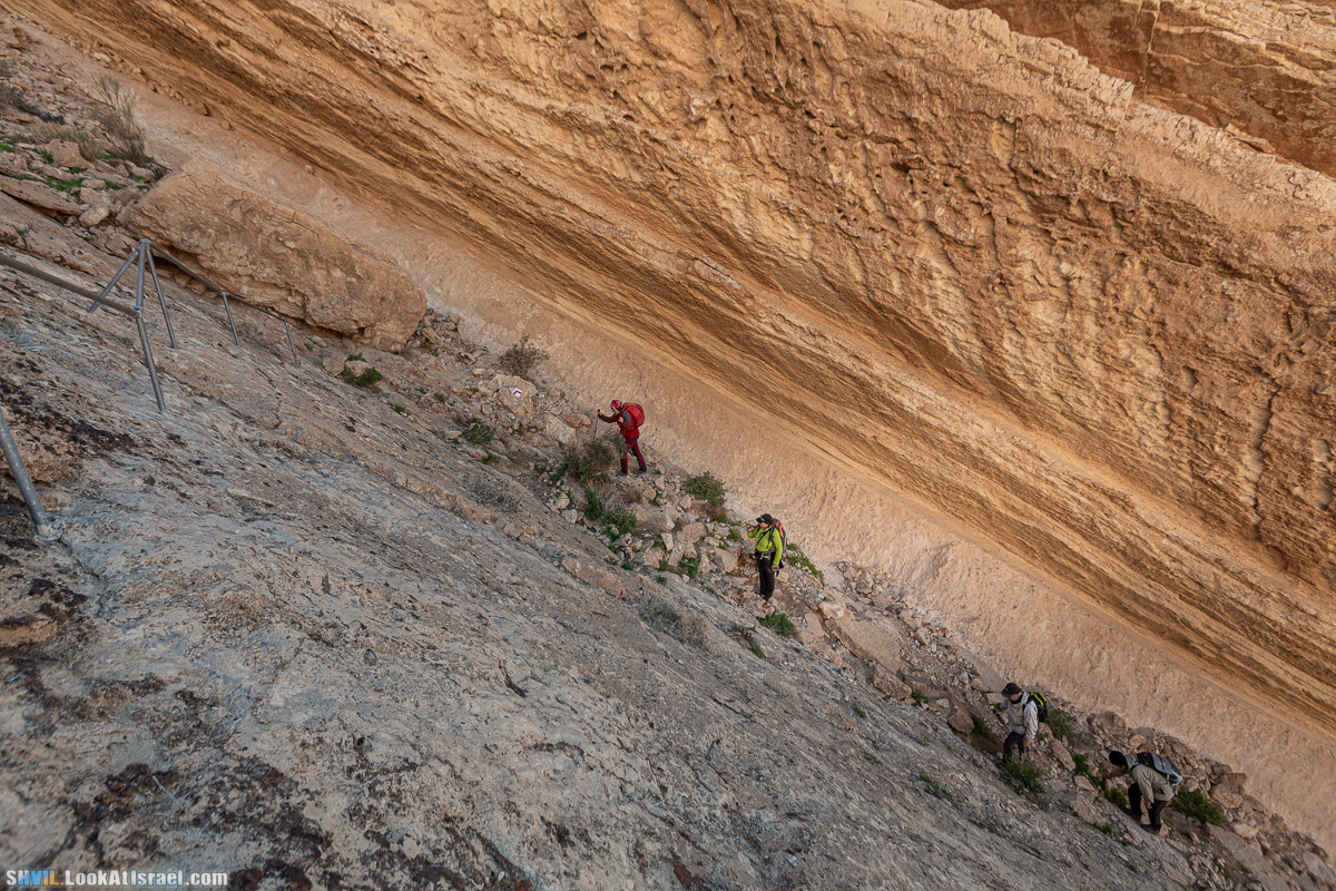 Израильская тропа, участок 32 Гора Карболет | Israel National Trail 32 Mt Karbolet | שביל ישראל, קטע 32- הר כרבולת | shvil.LookAtIsrael.com - Фото путешествия по Израилю