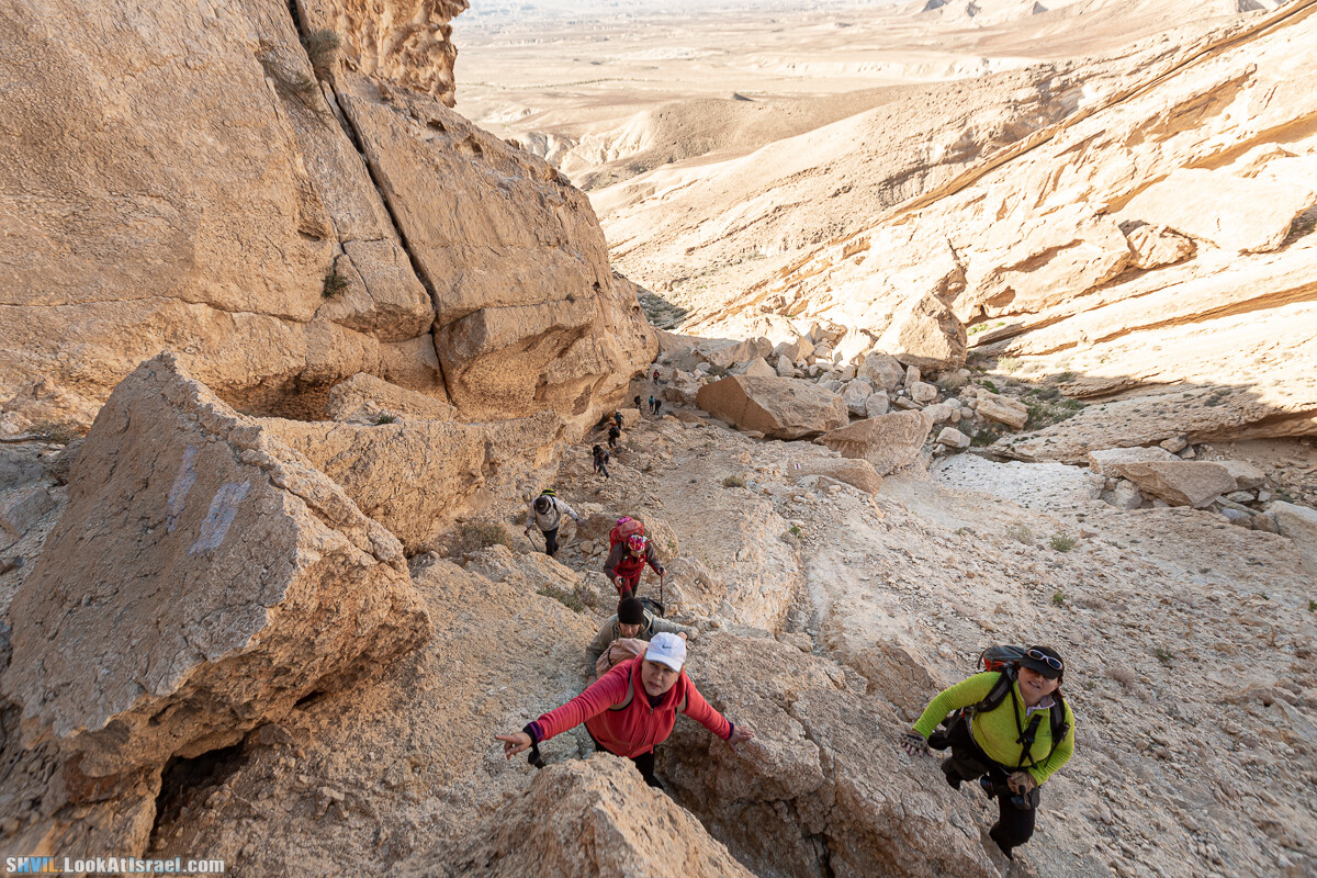 Израильская тропа, участок 32 Гора Карболет | Israel National Trail 32 Mt Karbolet | שביל ישראל, קטע 32- הר כרבולת | shvil.LookAtIsrael.com - Фото путешествия по Израилю