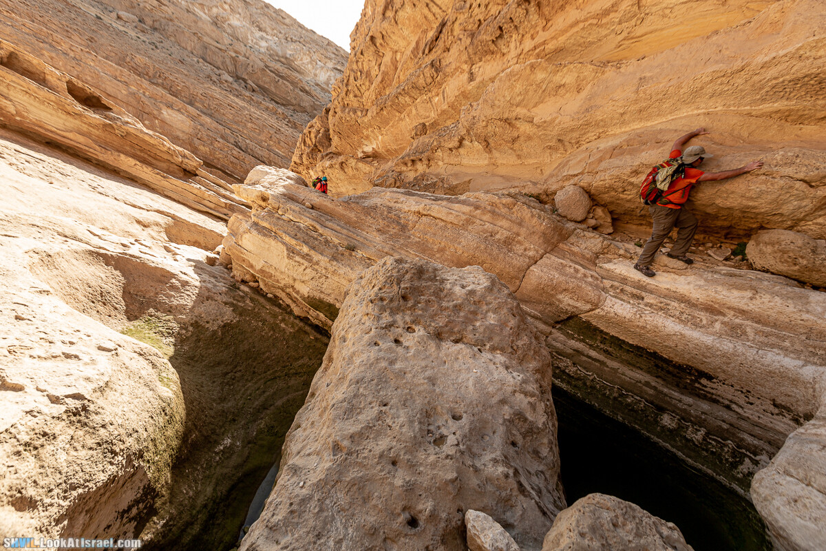 Израильская тропа, участок 32 Гора Карболет | Israel National Trail 32 Mt Karbolet | שביל ישראל, קטע 32- הר כרבולת | shvil.LookAtIsrael.com - Фото путешествия по Израилю