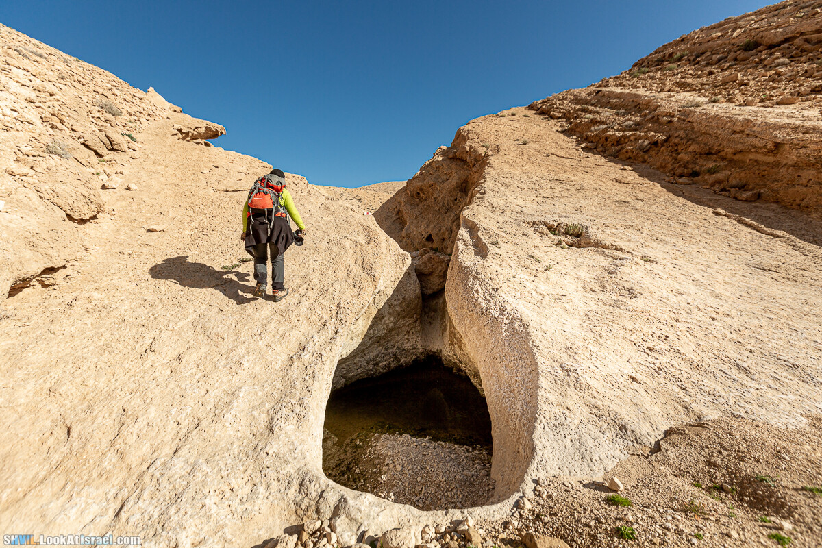 Израильская тропа, участок 32 Гора Карболет | Israel National Trail 32 Mt Karbolet | שביל ישראל, קטע 32- הר כרבולת | shvil.LookAtIsrael.com - Фото путешествия по Израилю