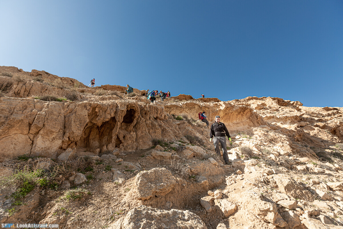 Израильская тропа, участок 32 Гора Карболет | Israel National Trail 32 Mt Karbolet | שביל ישראל, קטע 32- הר כרבולת | shvil.LookAtIsrael.com - Фото путешествия по Израилю