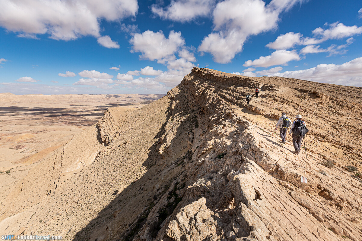 Израильская тропа, участок 32 Гора Карболет | Israel National Trail 32 Mt Karbolet | שביל ישראל, קטע 32- הר כרבולת | shvil.LookAtIsrael.com - Фото путешествия по Израилю