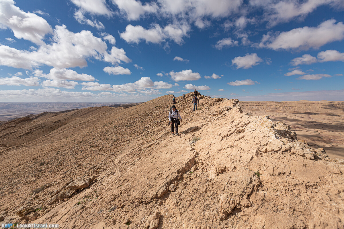 Израильская тропа, участок 32 Гора Карболет | Israel National Trail 32 Mt Karbolet | שביל ישראל, קטע 32- הר כרבולת | shvil.LookAtIsrael.com - Фото путешествия по Израилю