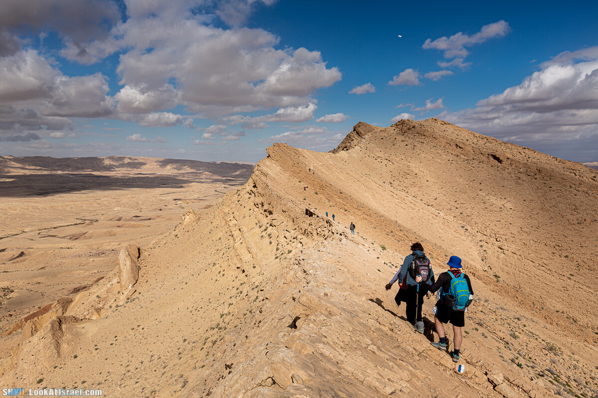 Израильская тропа, участок 32 Гора Карболет | Israel National Trail 32 Mt Karbolet | שביל ישראל, קטע 32- הר כרבולת | shvil.LookAtIsrael.com - Фото путешествия по Израилю