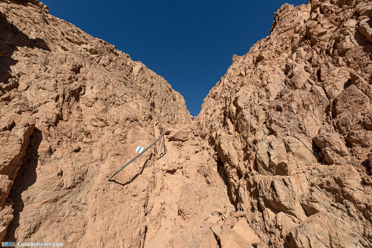 Израильская тропа, участок 46 Гора Йоаш - Вади Гешрон - Эйлат | Israel National Trail - Yoash Mt - Eilat | שביל ישראל, קטע 46 - הר יואש - אילת | shvil.LookAtIsrael.com - Фото путешествия по Израилю