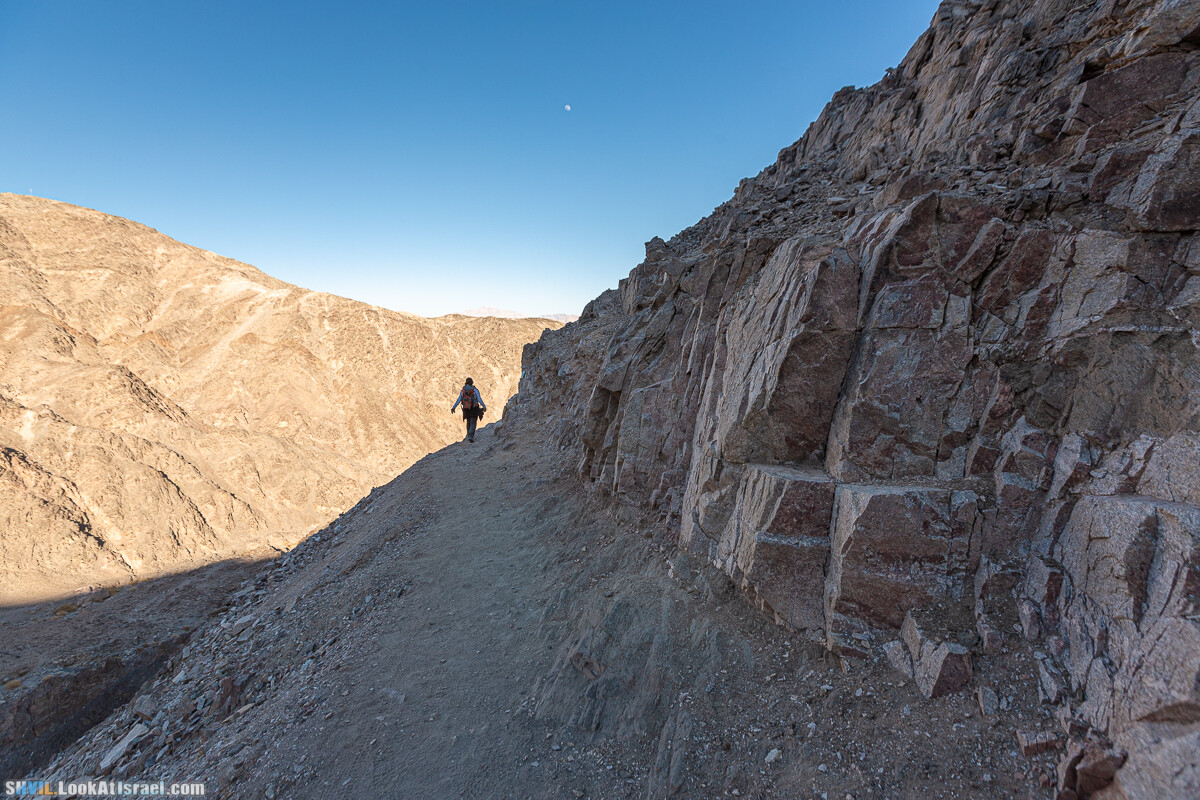 Израильская тропа, участок 46 Гора Йоаш - Вади Гешрон - Эйлат | Israel National Trail - Yoash Mt - Eilat | שביל ישראל, קטע 46 - הר יואש - אילת | shvil.LookAtIsrael.com - Фото путешествия по Израилю