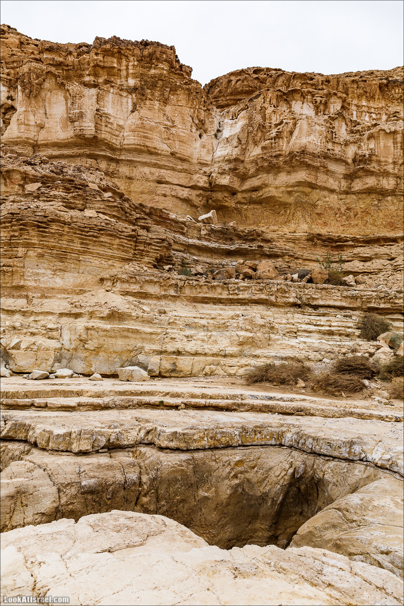 Курс вождения по бездорожью | Итоговый марафон - 2 дня в пустыне - Бескрайняя пустыня и гора Комот | LookAtIsrael.com - Фото путешествия по Израилю