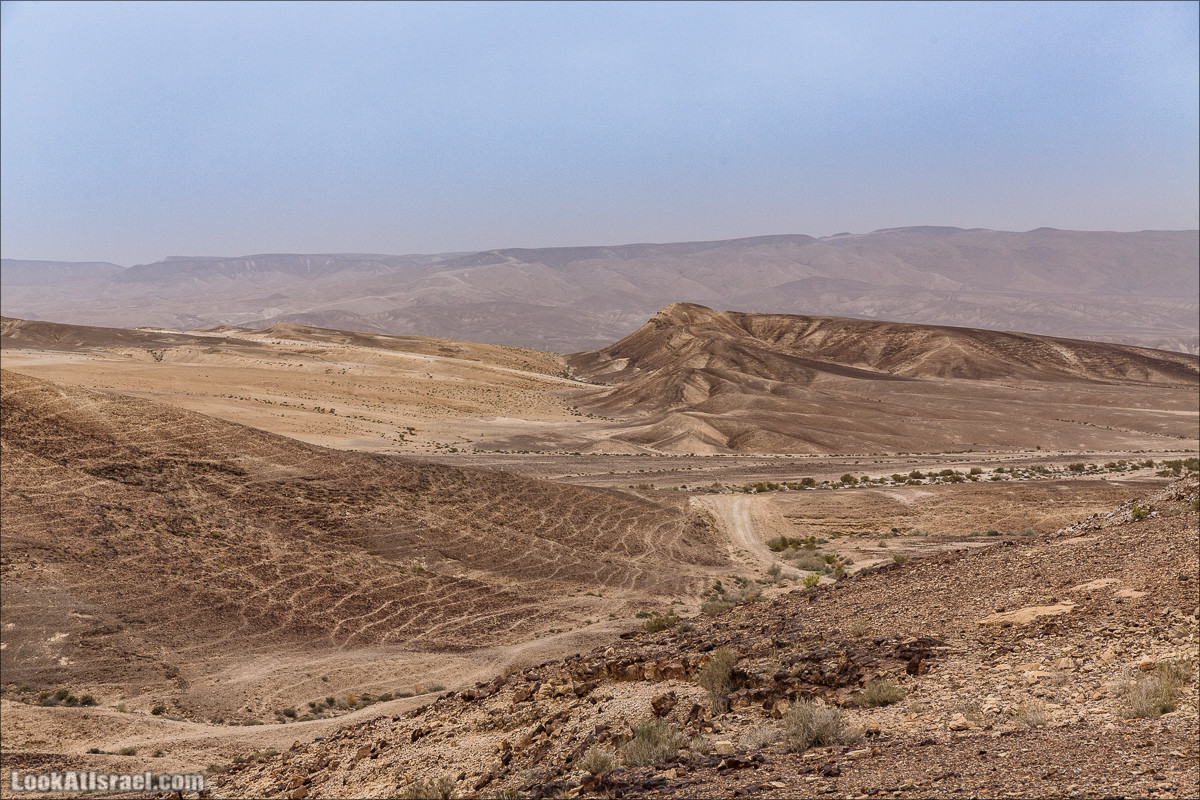 Курс вождения по бездорожью | Итоговый марафон - 2 дня в пустыне - Бескрайняя пустыня и гора Комот | LookAtIsrael.com - Фото путешествия по Израилю