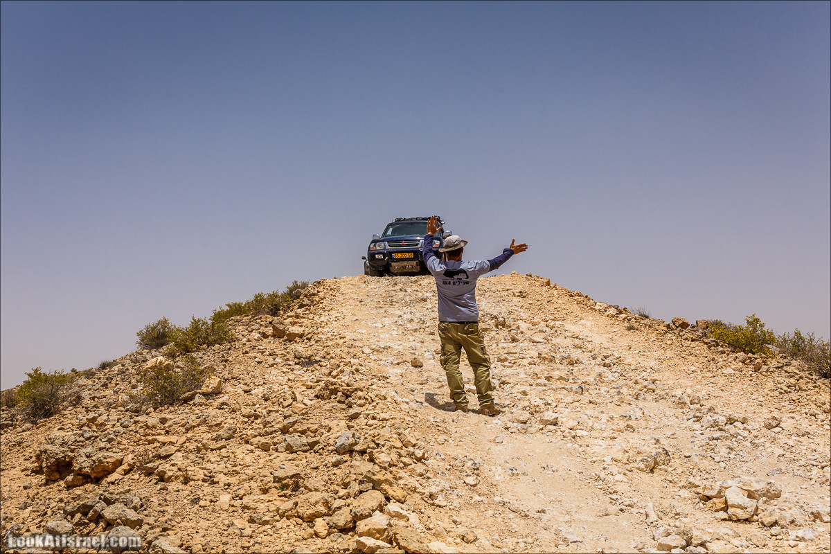 Курс вождения по бездорожью | Навигация и ориентирование на местности | LookAtIsrael.com - Фото путешествия по Израилю