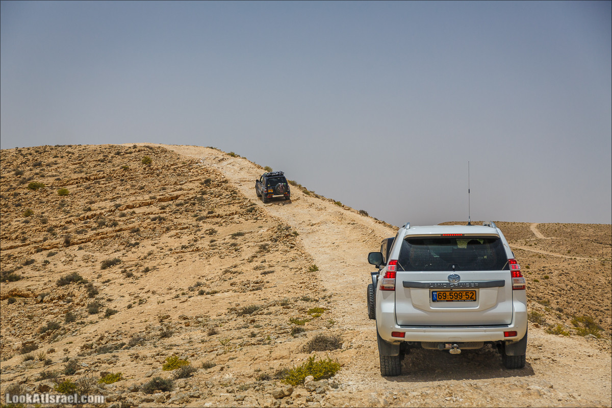 Курс вождения по бездорожью | Навигация и ориентирование на местности | LookAtIsrael.com - Фото путешествия по Израилю