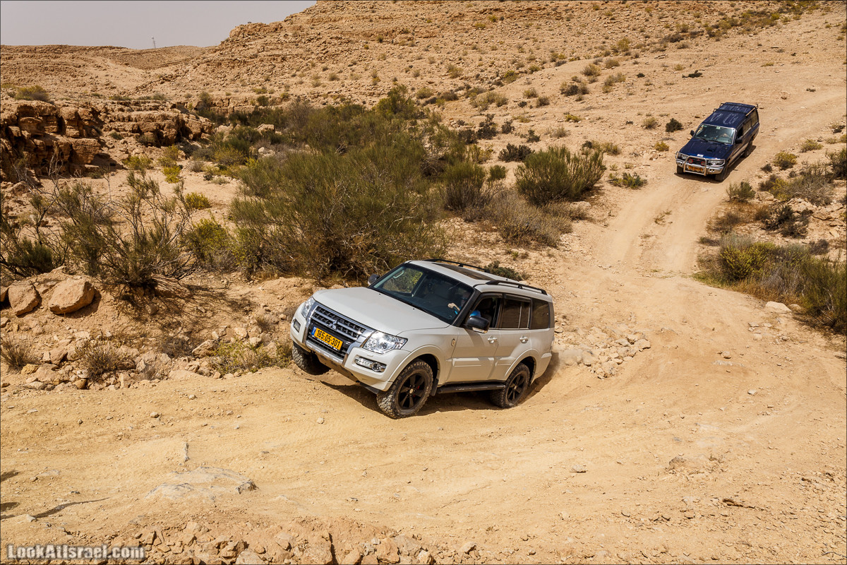 Курс вождения по бездорожью | Навигация и ориентирование на местности | LookAtIsrael.com - Фото путешествия по Израилю