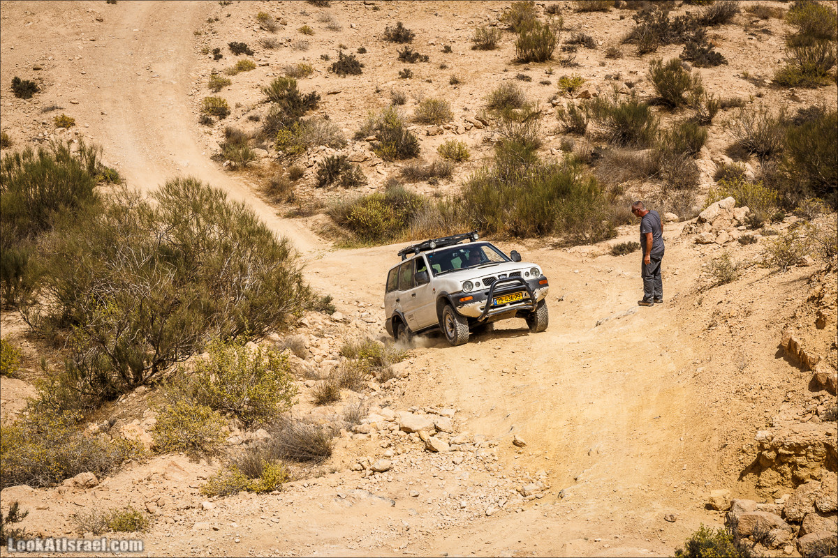 Курс вождения по бездорожью | Навигация и ориентирование на местности | LookAtIsrael.com - Фото путешествия по Израилю