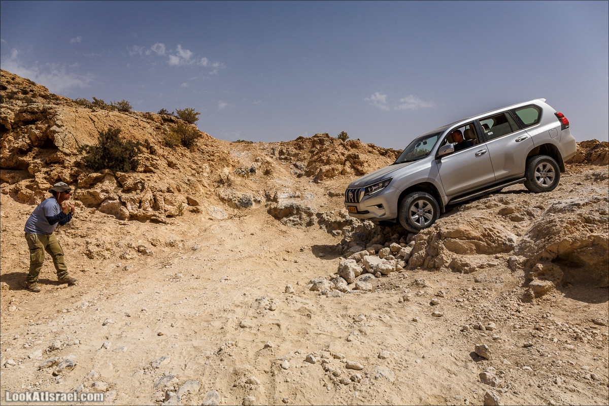 Курс вождения по бездорожью | Навигация и ориентирование на местности | LookAtIsrael.com - Фото путешествия по Израилю