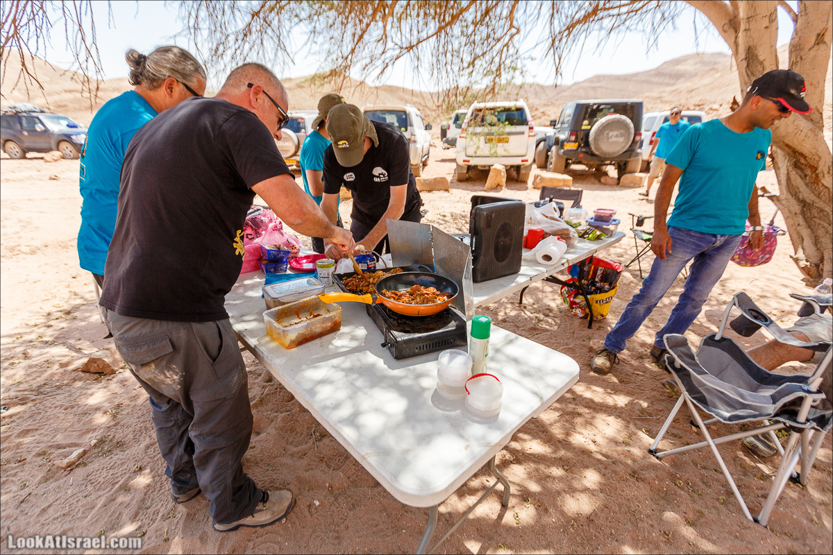 Курс вождения по бездорожью | Итоговое путешествие - Маале Ашош, Маале Ноах, Маале Барак, Маале Баба, Маале Кипа, Махтеш Рамон, Парсат Некарот, Нахаль Некарот, Нахаль Зааф, Нахаль Кацра | מעלה עשוש, מעלה ברק, מעלה נוח, פרסת נקרות | LookAtIsrael.com - Фото путешествия по Израилю