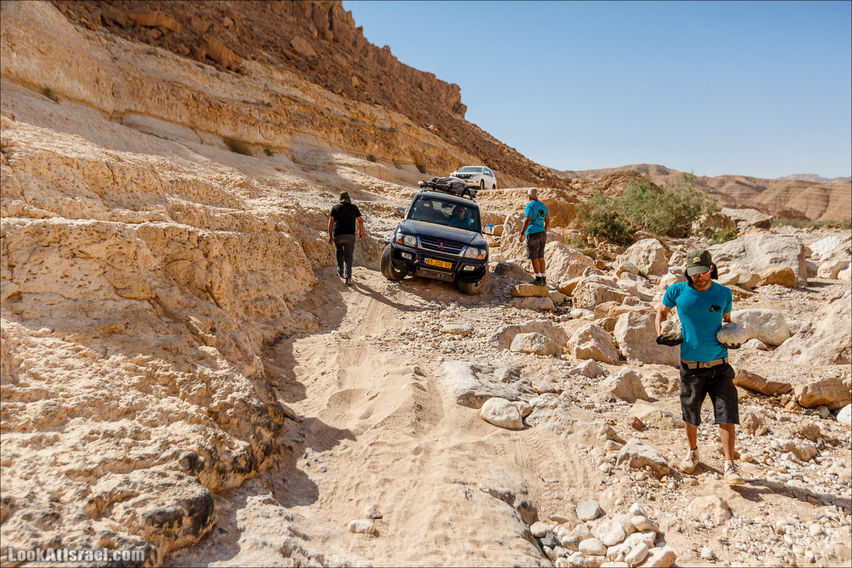 Курс вождения по бездорожью | Итоговое путешествие - Маале Ашош, Маале Ноах, Маале Барак, Маале Баба, Маале Кипа, Махтеш Рамон, Парсат Некарот, Нахаль Некарот, Нахаль Зааф, Нахаль Кацра | מעלה עשוש, מעלה ברק, מעלה נוח, פרסת נקרות | LookAtIsrael.com - Фото путешествия по Израилю